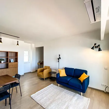 Balcony With Seaview - 1 Bed