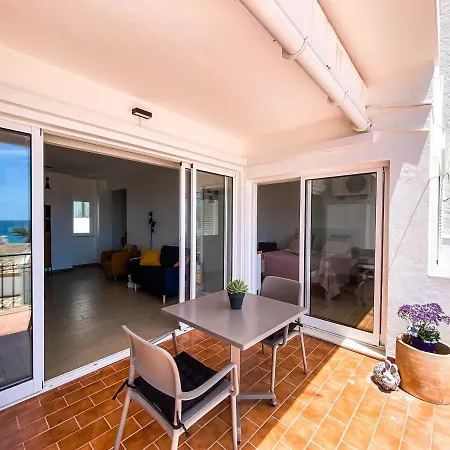 Апартаменты Balcony With Seaview - 1 Bed